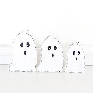 50293 - 5x8, 5x7, 4x6x1 wd cutout ghost s/3 HALLOWEEN Decor