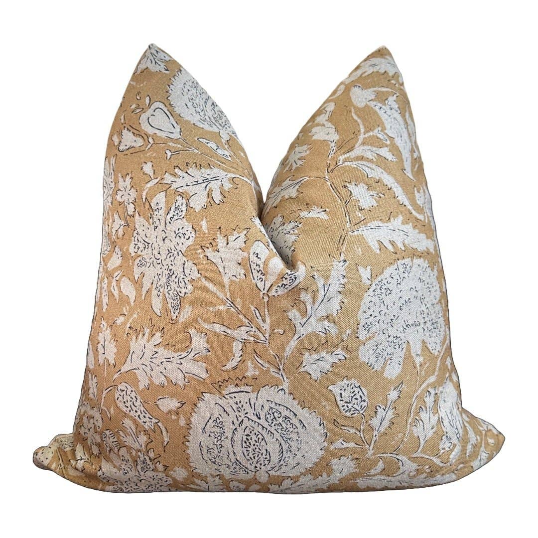 Rache Outdoor/Indoor Pillow 22”