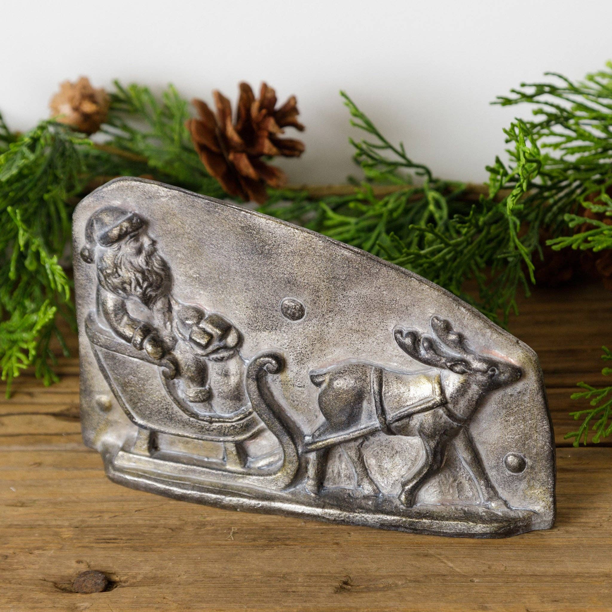 Santa In His Sleigh Mold (PC)